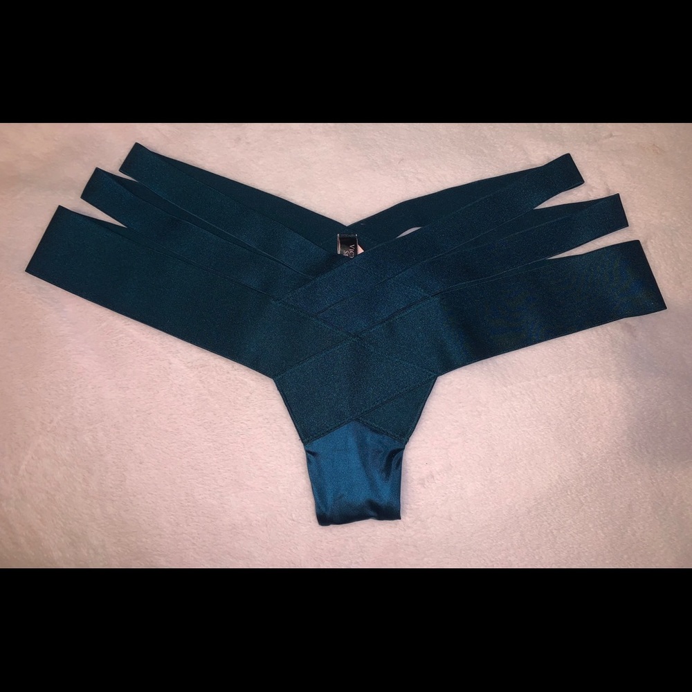 Luxe Lingerie Banded Strappy Cheeky Panty